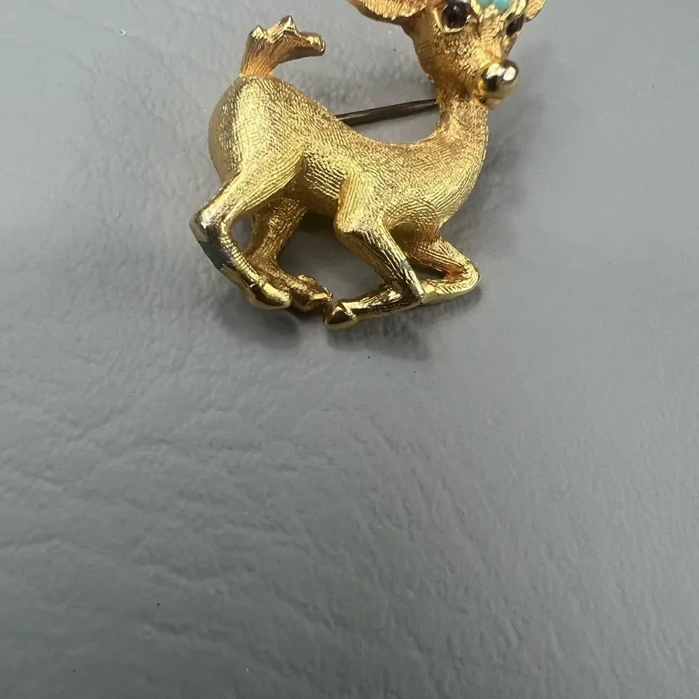 N/A elegant gold